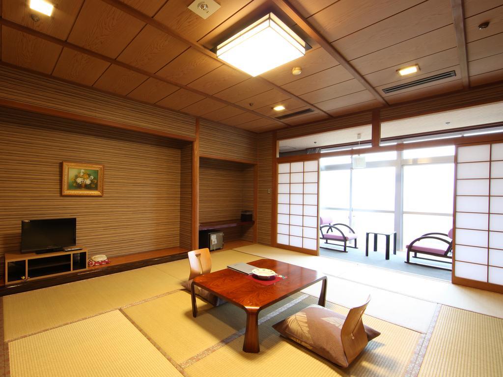土湯温泉 やすらぎの宿 向瀧旅館 Fukushima (Fukushima) Exterior foto