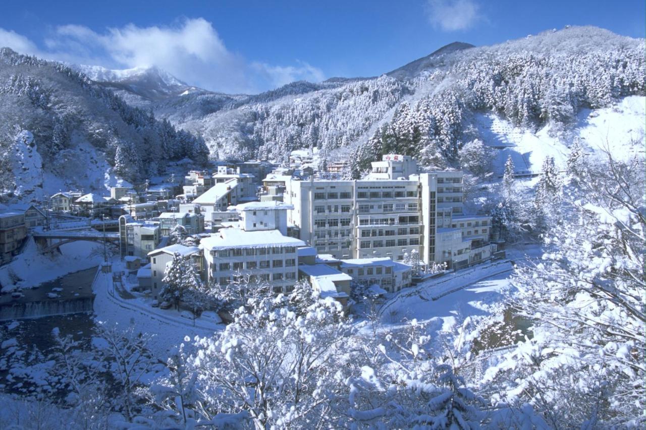 土湯温泉 やすらぎの宿 向瀧旅館 Fukushima (Fukushima) Exterior foto