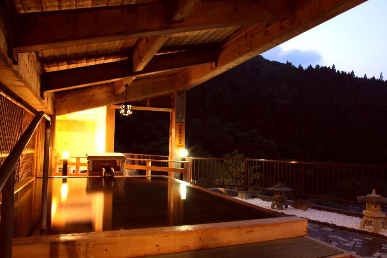 土湯温泉 やすらぎの宿 向瀧旅館 Fukushima (Fukushima) Exterior foto